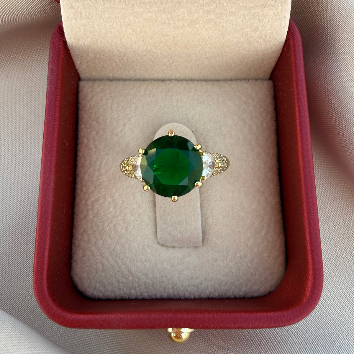 Anillo Diamant verde esmeralda