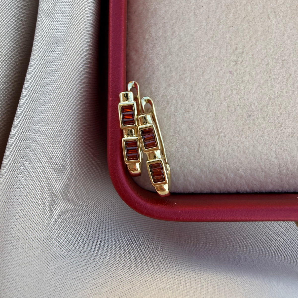 Pendientes Fine rubí