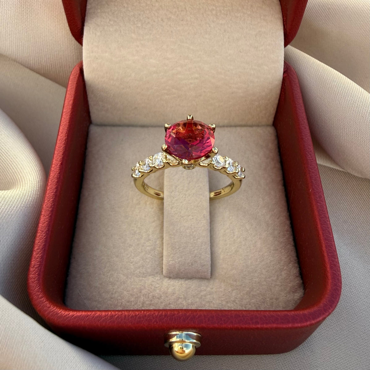 Anillo Elle rubí