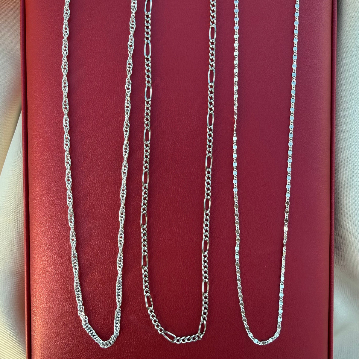 Cadenas Oro blanco laminado