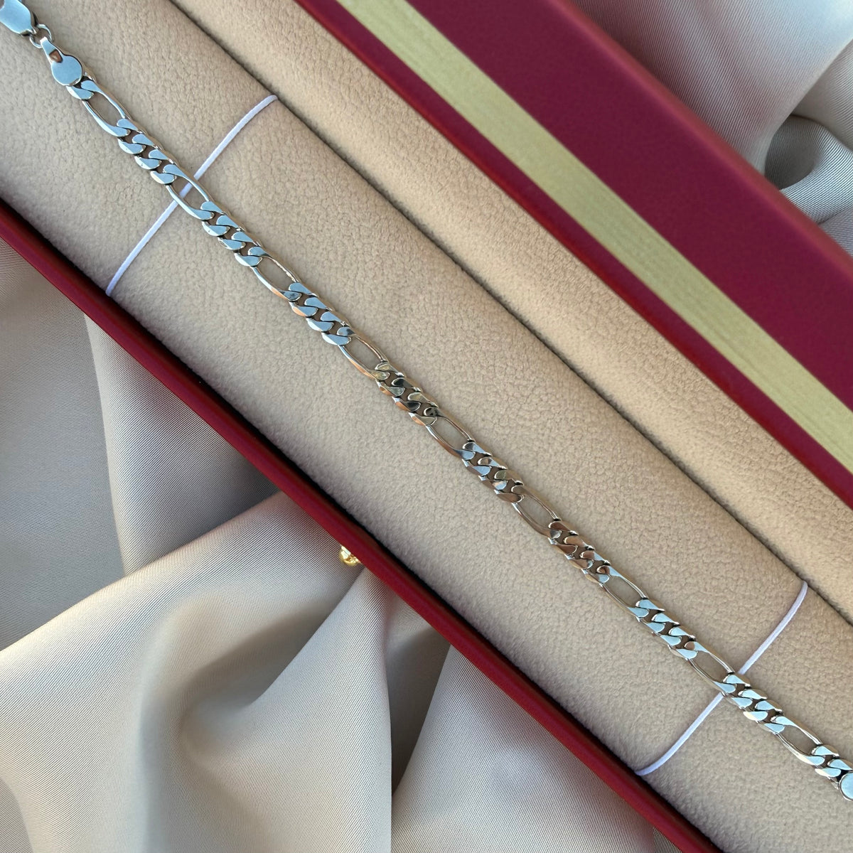 Pulsera Fígaro fina