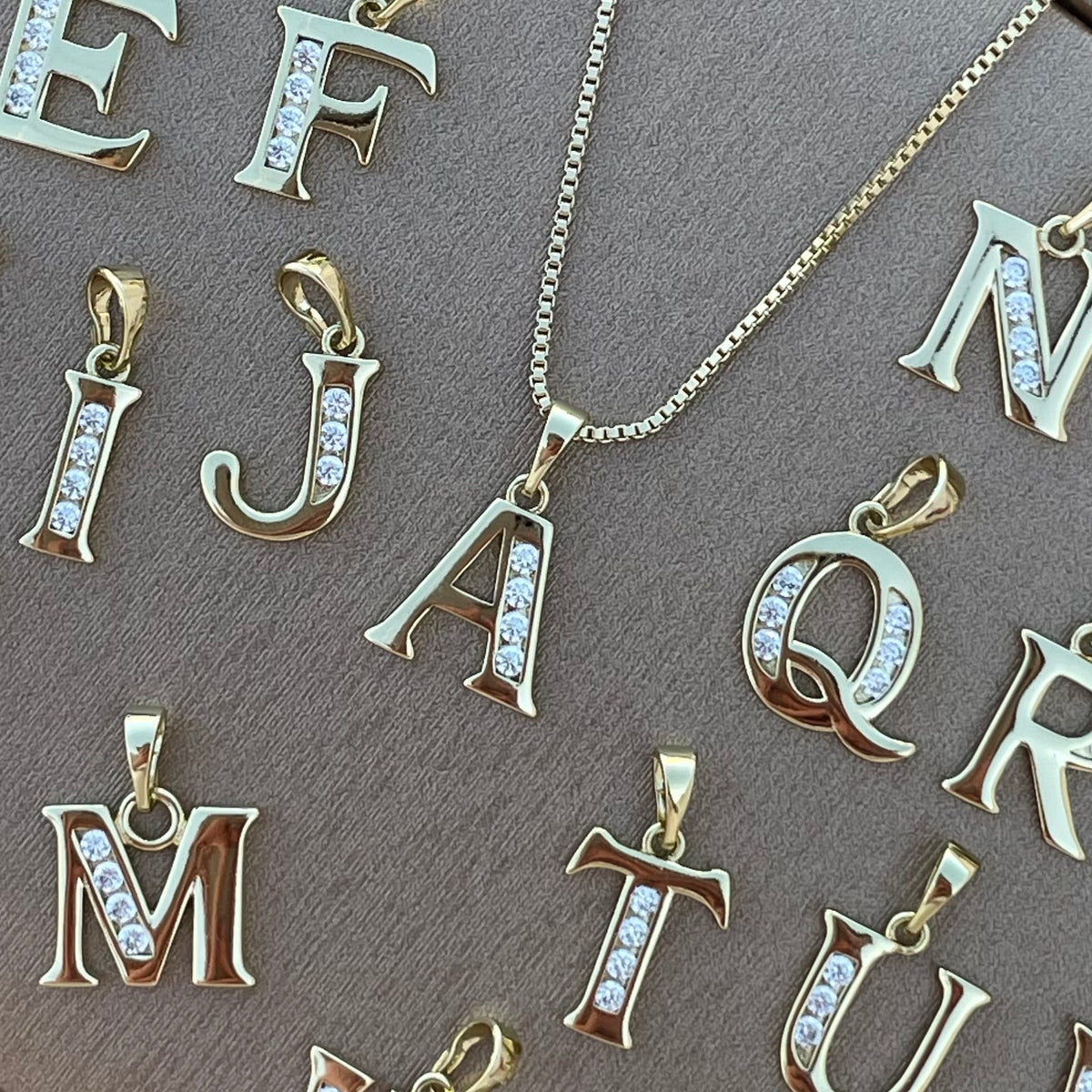 Collar Letra