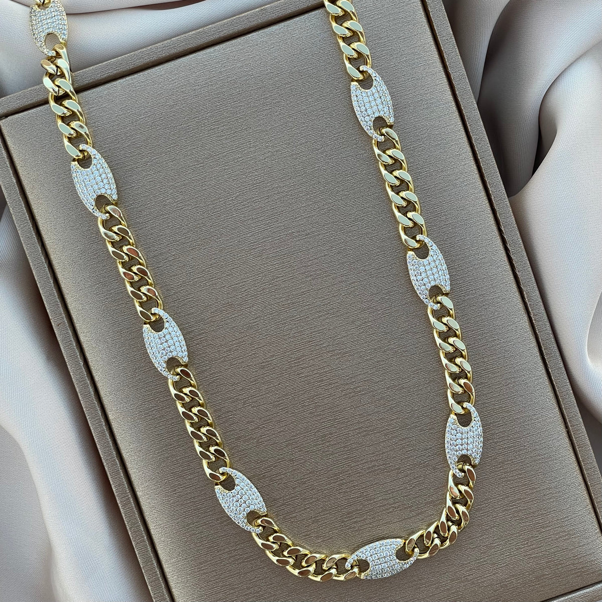 Collar Grano de café