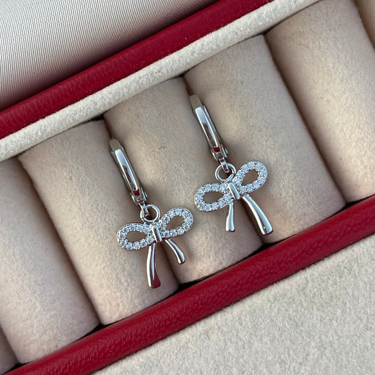 Pendientes Lazo