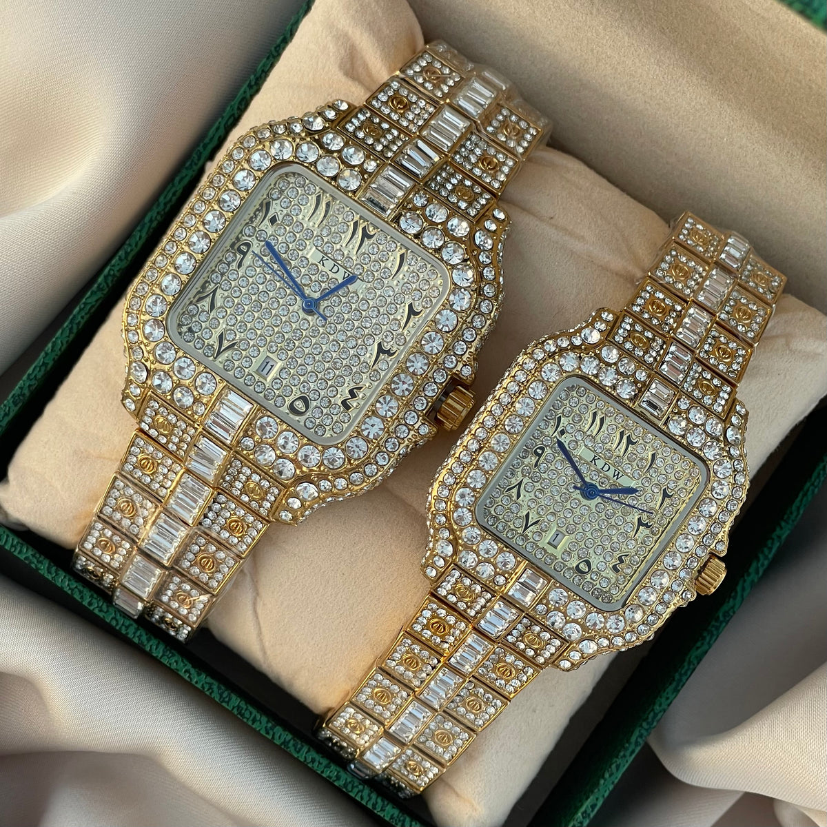 Pack reloj Carti dorado